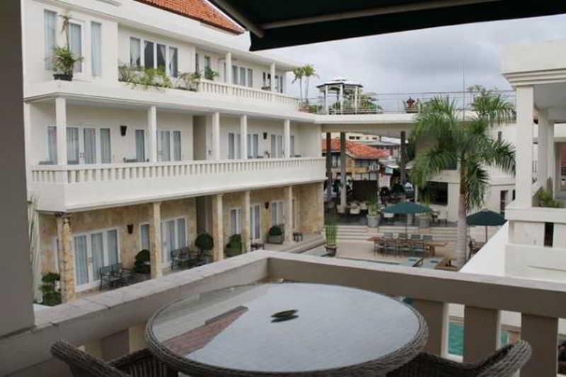 Bali Court Hotel & Apartment Legian  Exterior photo