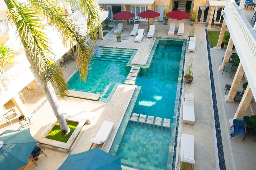Bali Court Hotel & Apartment Legian  Exterior photo